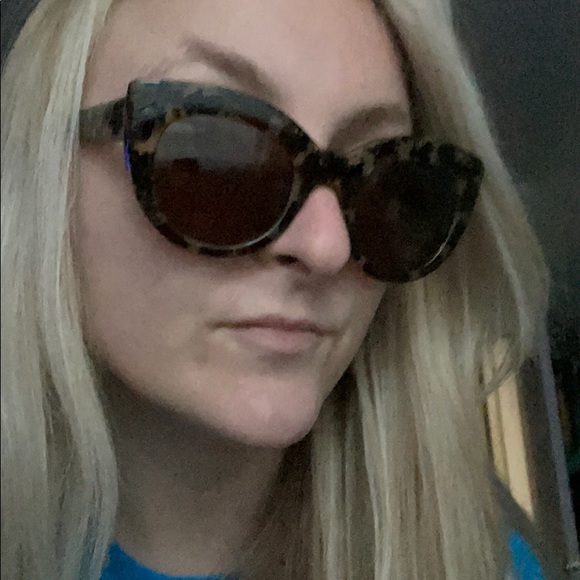 Kate Spade • Zora Sunglasses - Picture 9 of 9